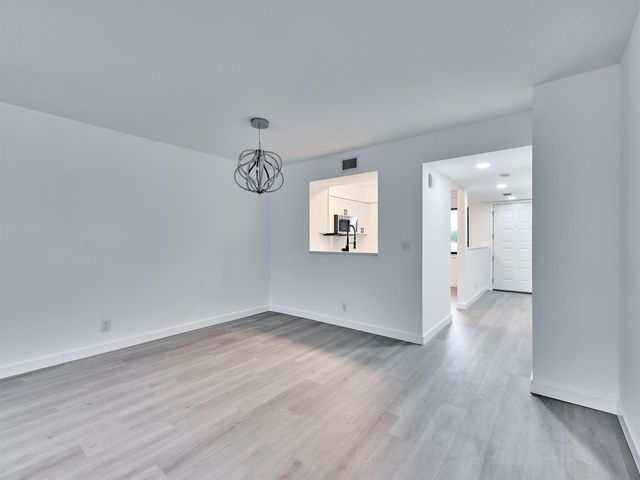 6193 Pointe Regal Circle 306, Delray Beach, FL 33484