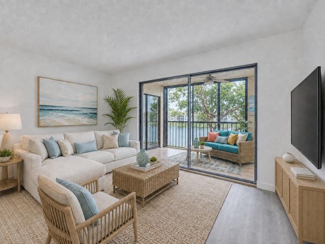 6193 Pointe Regal Circle 306, Delray Beach, FL 33484