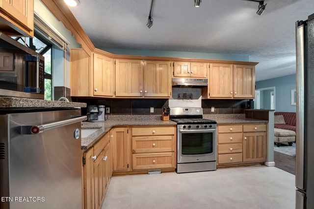454 Davis Drive, Kingston, TN 37763