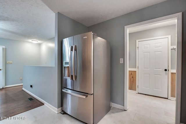 454 Davis Drive, Kingston, TN 37763
