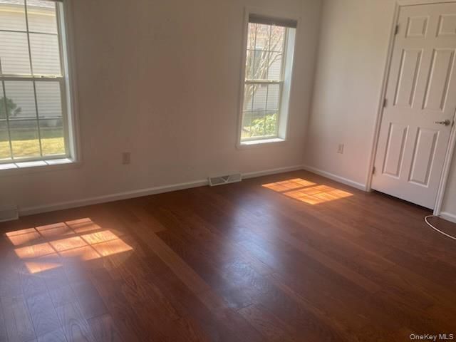 1661 Old Country Road 516, Riverhead, NY 11901