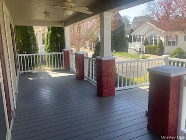 1661 Old Country Road 516, Riverhead, NY 11901