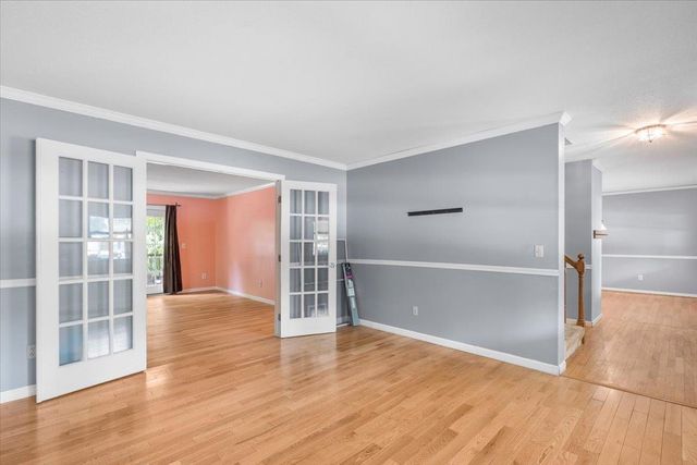 32 Countryside Drive, Essex Junction, VT 05452