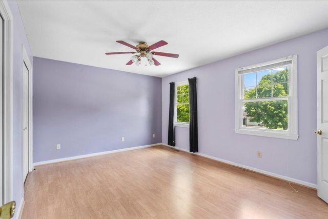 32 Countryside Drive, Essex Junction, VT 05452