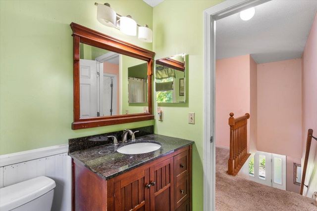 32 Countryside Drive, Essex Junction, VT 05452