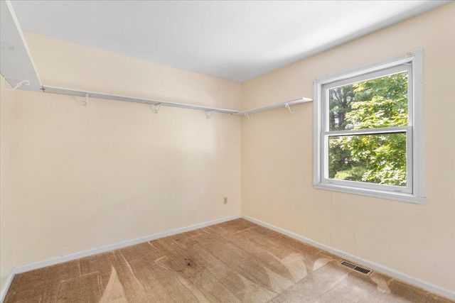 32 Countryside Drive, Essex Junction, VT 05452