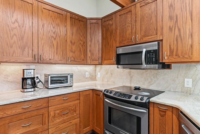 740 Hillburn Rd, Kilgore, TX 75662
