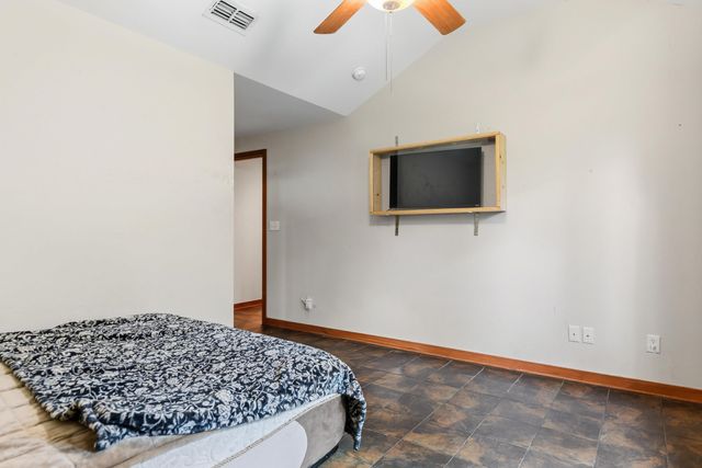 740 Hillburn Rd, Kilgore, TX 75662