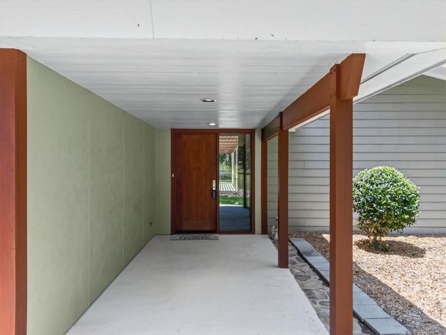740 Hillburn Rd, Kilgore, TX 75662