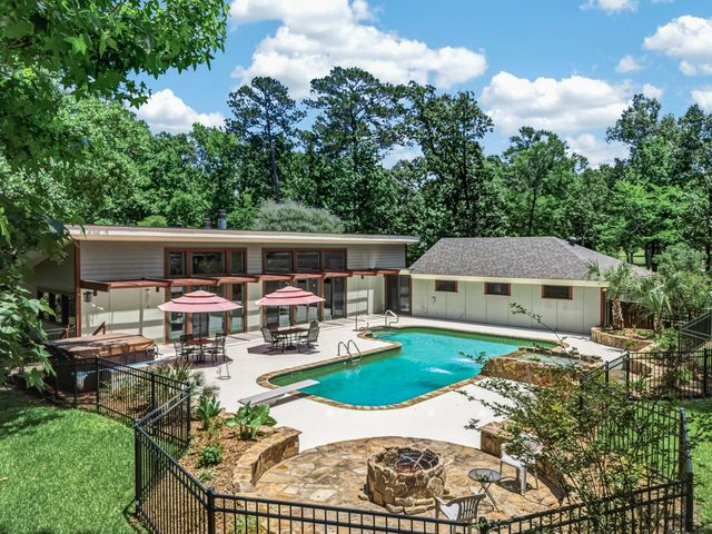 740 Hillburn Rd, Kilgore, TX 75662