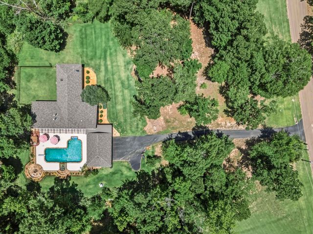 740 Hillburn Rd, Kilgore, TX 75662