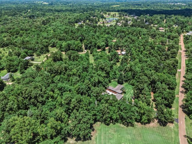 740 Hillburn Rd, Kilgore, TX 75662