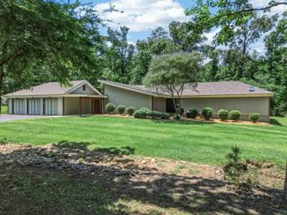 740 Hillburn Rd, Kilgore, TX 75662