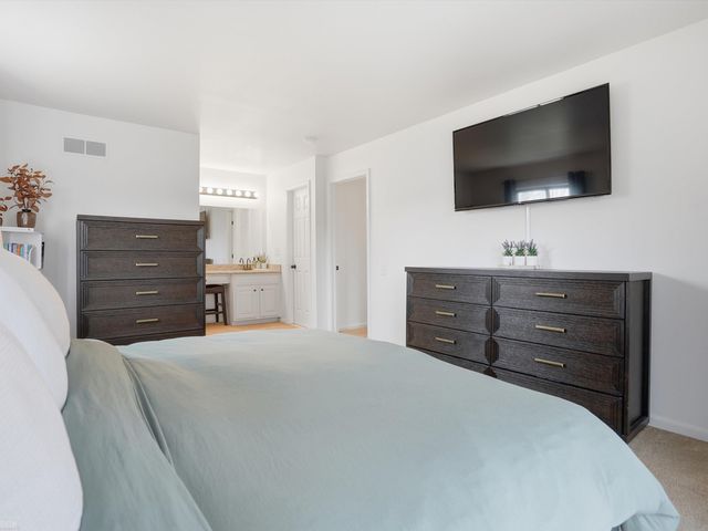 42639 Jeanette Circle, Clinton Twp, MI 48038