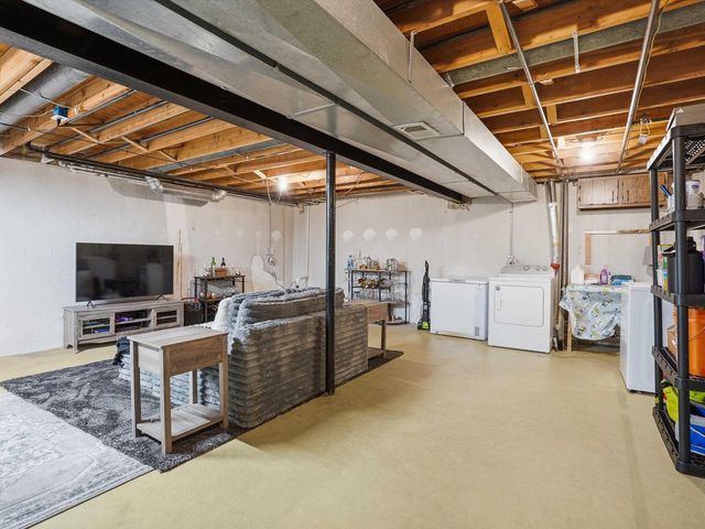 42639 Jeanette Circle, Clinton Twp, MI 48038