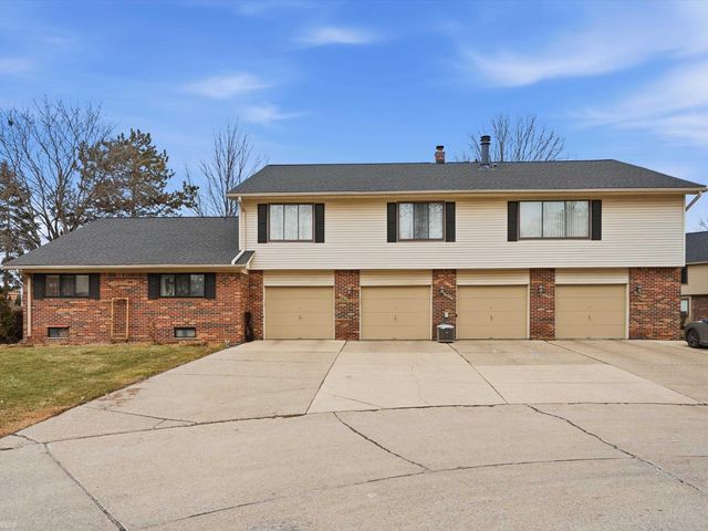 42639 Jeanette Circle, Clinton Twp, MI 48038