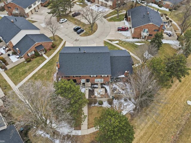 42639 Jeanette Circle, Clinton Twp, MI 48038