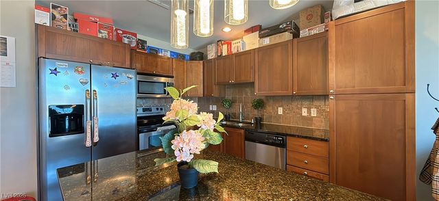 2405 West Serene Avenue 807, Las Vegas, NV 89123