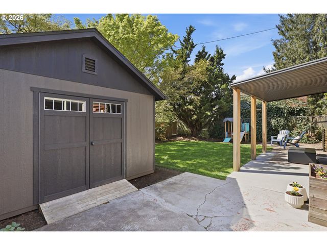 4432 Ne OREGON St, Portland, OR 97213