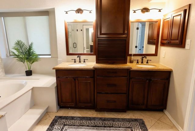 825 Wynnpage Lane, Plano, TX 75075