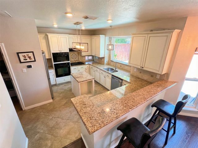 825 Wynnpage Lane, Plano, TX 75075