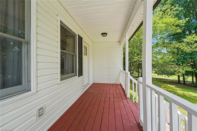 4096 Hoover Hill Road, Trinity, NC 27370