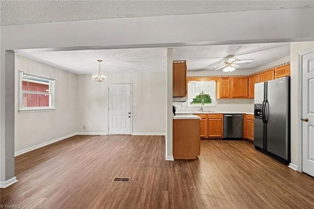 4096 Hoover Hill Road, Trinity, NC 27370