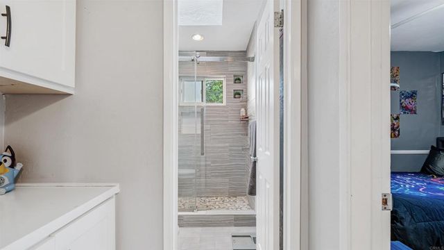 9201 Brookside Circle, Spring Valley, CA 91977