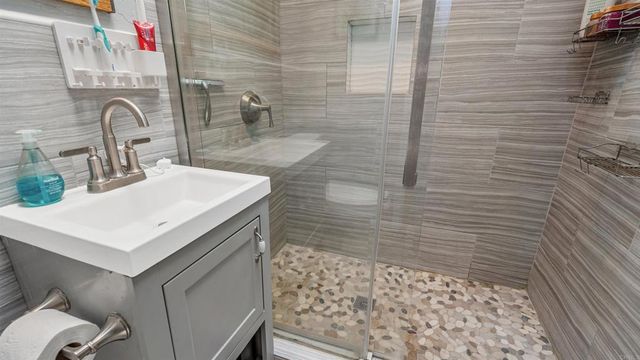 9201 Brookside Circle, Spring Valley, CA 91977