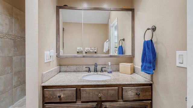 9201 Brookside Circle, Spring Valley, CA 91977