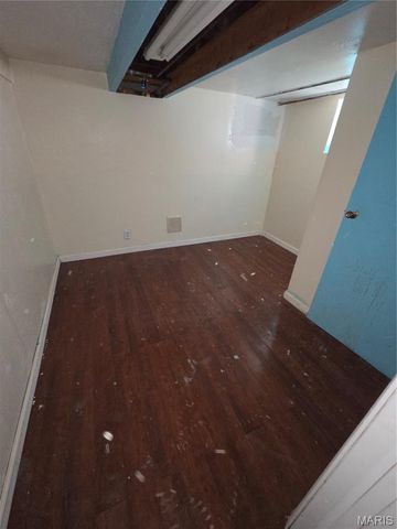5947 Summit Place, St Louis, MO 63147