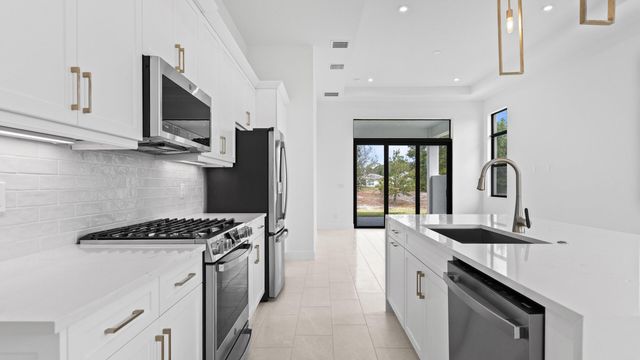 375 SE Via Sangro, Port St. Lucie, Port St Lucie, FL 34952