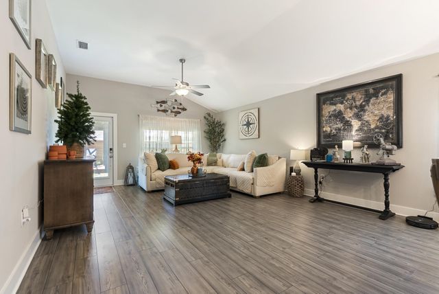 247 Bayou Bend Lane, Panama City, FL 32404