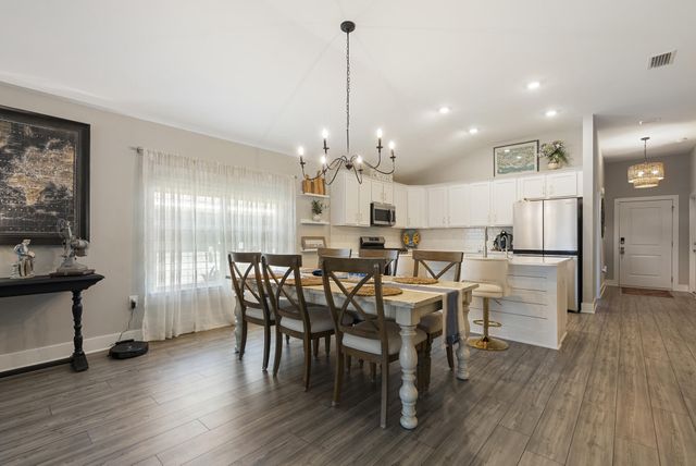 247 Bayou Bend Lane, Panama City, FL 32404