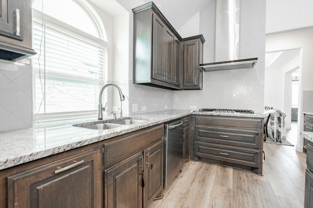 1305 Summer Lane, Mckinney, TX 75071