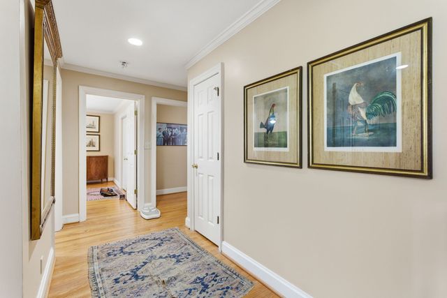 3802 Harding Pl, Nashville, TN 37215