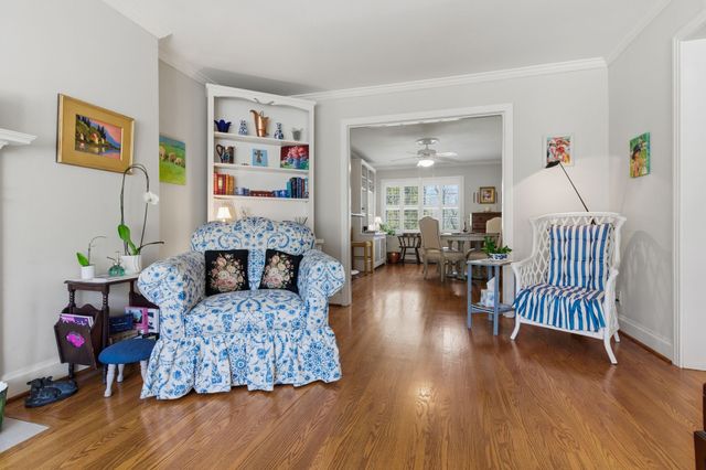 3802 Harding Pl, Nashville, TN 37215