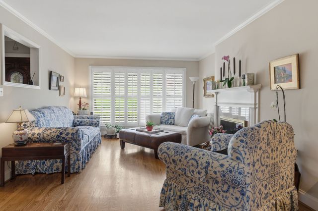 3802 Harding Pl, Nashville, TN 37215