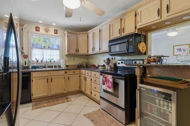 3802 Harding Pl, Nashville, TN 37215