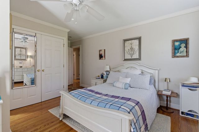 3802 Harding Pl, Nashville, TN 37215