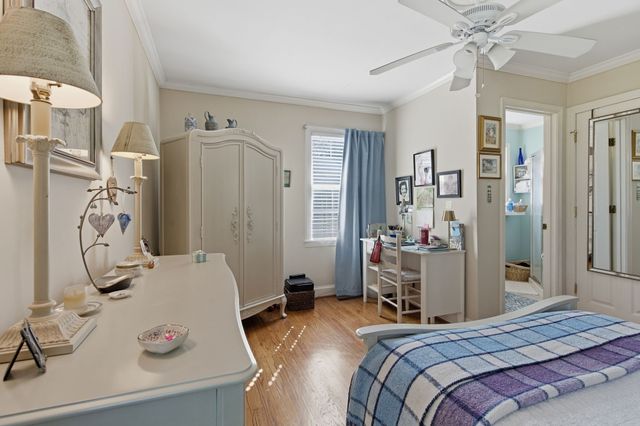 3802 Harding Pl, Nashville, TN 37215