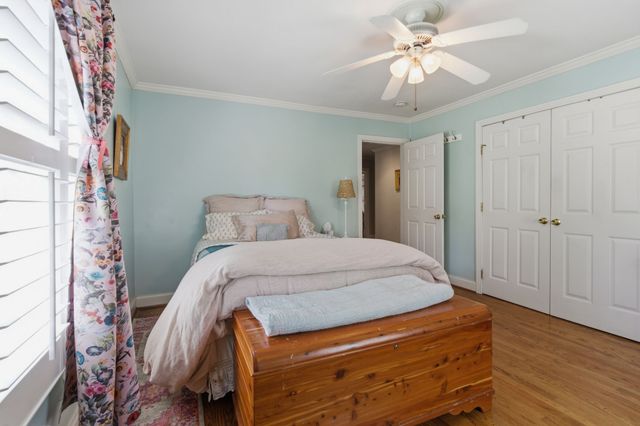 3802 Harding Pl, Nashville, TN 37215