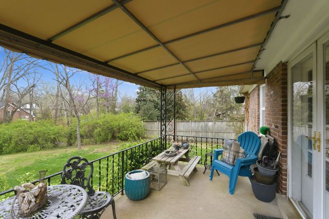 3802 Harding Pl, Nashville, TN 37215