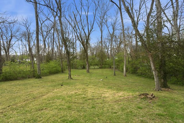 3802 Harding Pl, Nashville, TN 37215