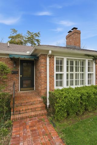 3802 Harding Pl, Nashville, TN 37215