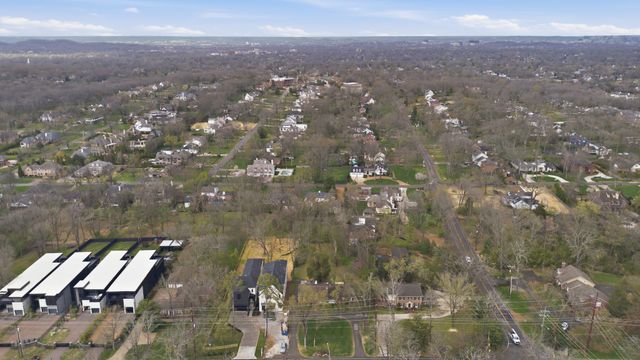 3802 Harding Pl, Nashville, TN 37215