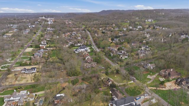 3802 Harding Pl, Nashville, TN 37215