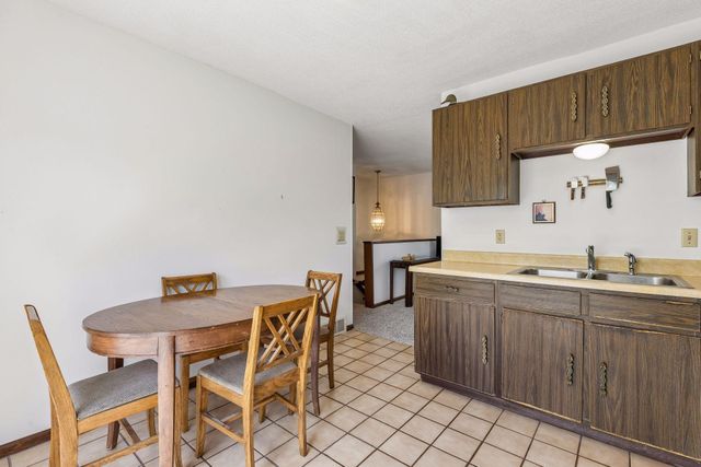 18815 South Lane, Minnetonka, MN 55345