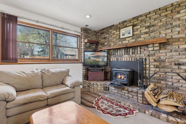 18815 South Lane, Minnetonka, MN 55345