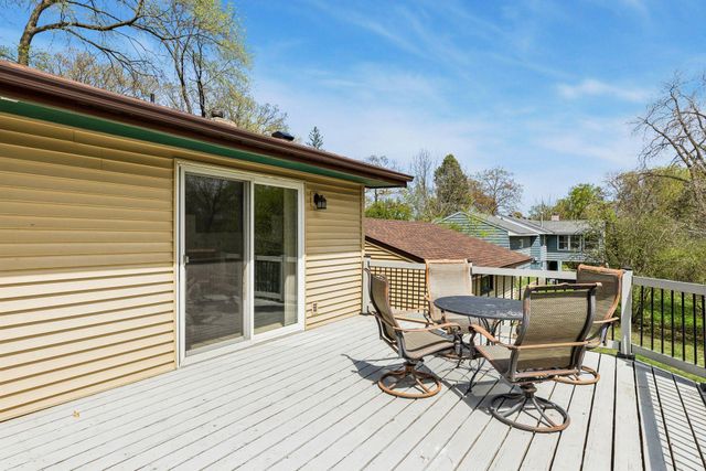 18815 South Lane, Minnetonka, MN 55345